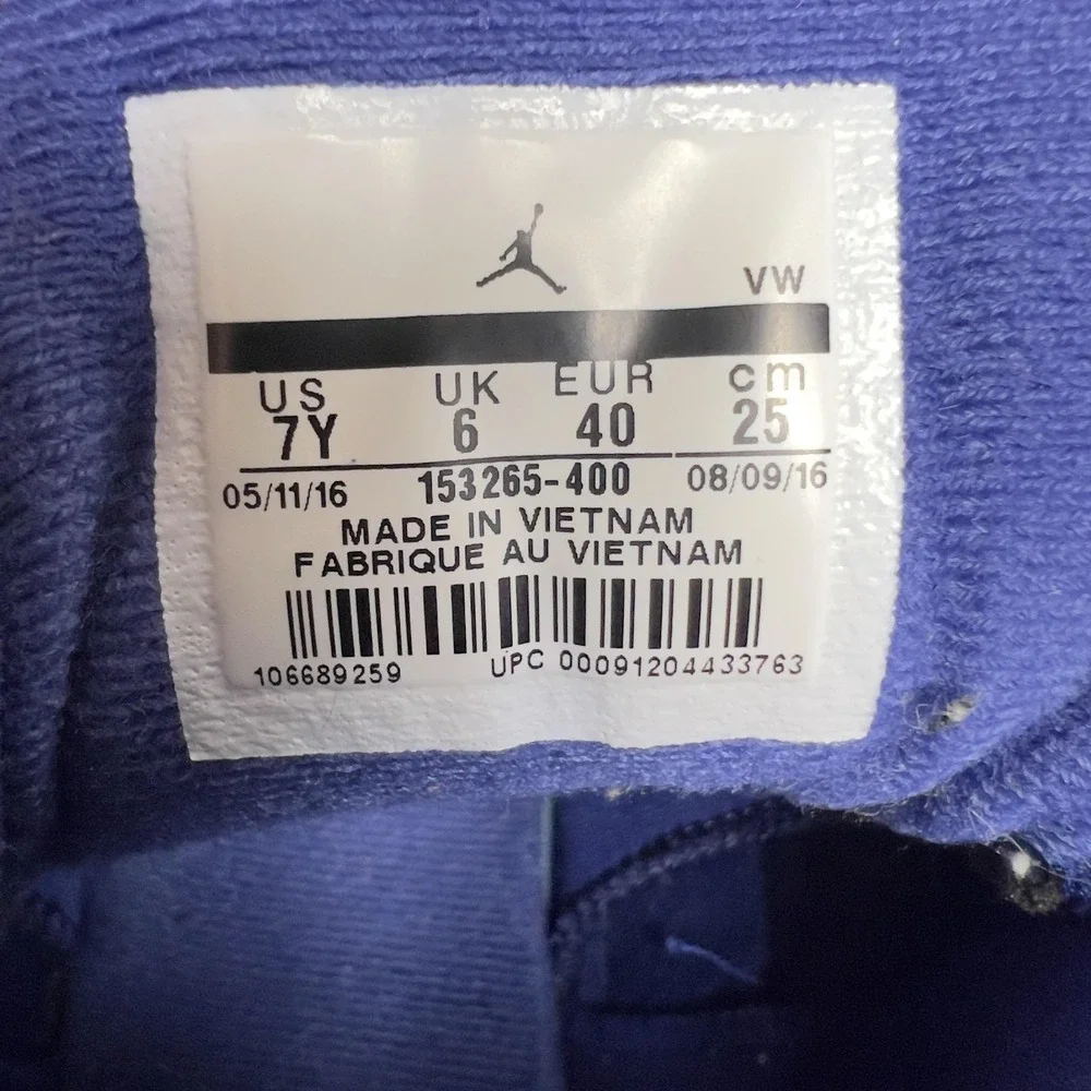Jordan 12 Retro Shoes Youth 7Y Deep Royal Blue Suede Nike Basketball 153265-400